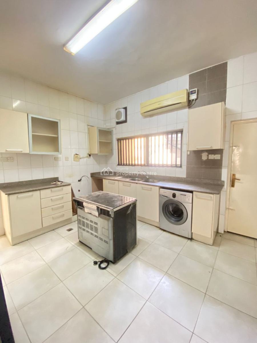 Luxury Fully Serviced 3 Bedroom Flat with Bq, Off Admiralty Way., Lekki Phase 1, Lekki, Lagos, Flat / Apartment for Rent