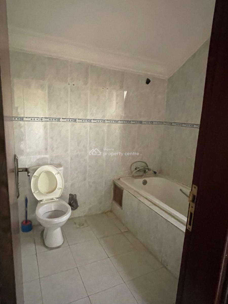 4 Bedroom Semi Detached, Lekki Phase 1, Lekki, Lagos, Flat / Apartment for Rent