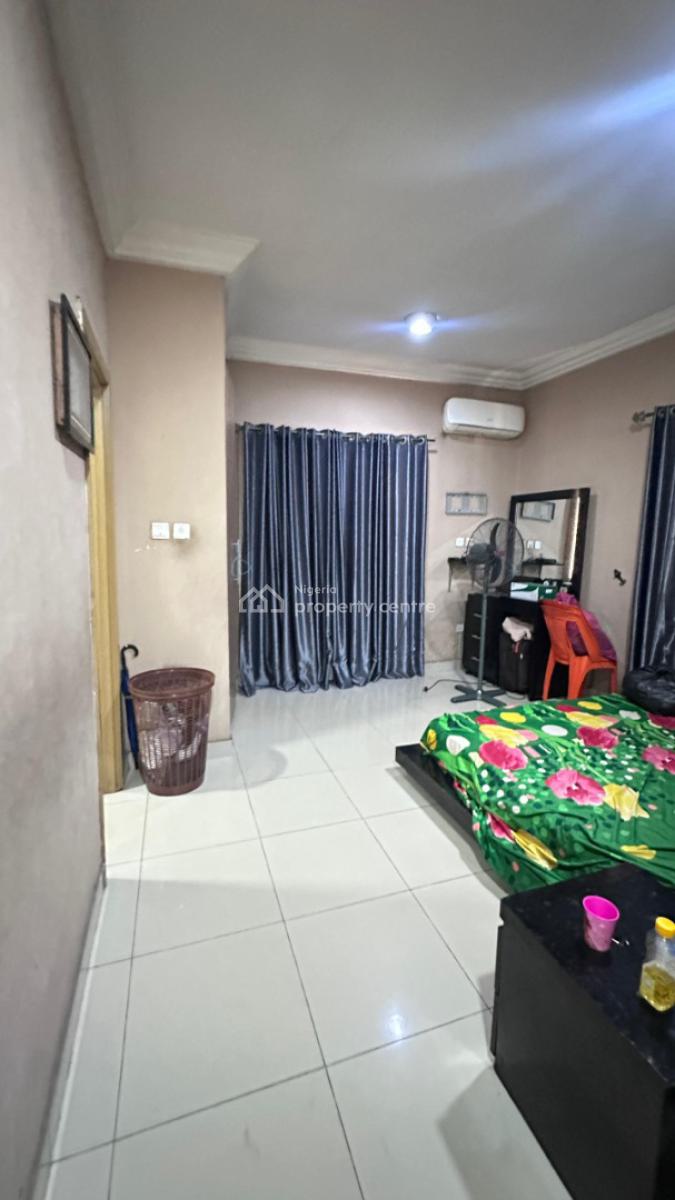 Standard Three (3) Bedroom Apartment, Golf Estate, Port Harcourt, Rivers, Flat / Apartment for Sale