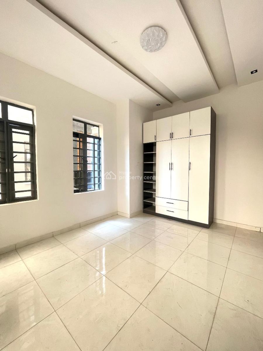 2 Bedroom Fully Serviced Apartment, Ajah, Lagos, Flat / Apartment for Sale