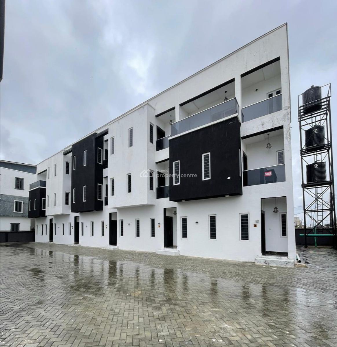 Lovely, Ikota, Lekki, Lagos, Flat / Apartment for Sale