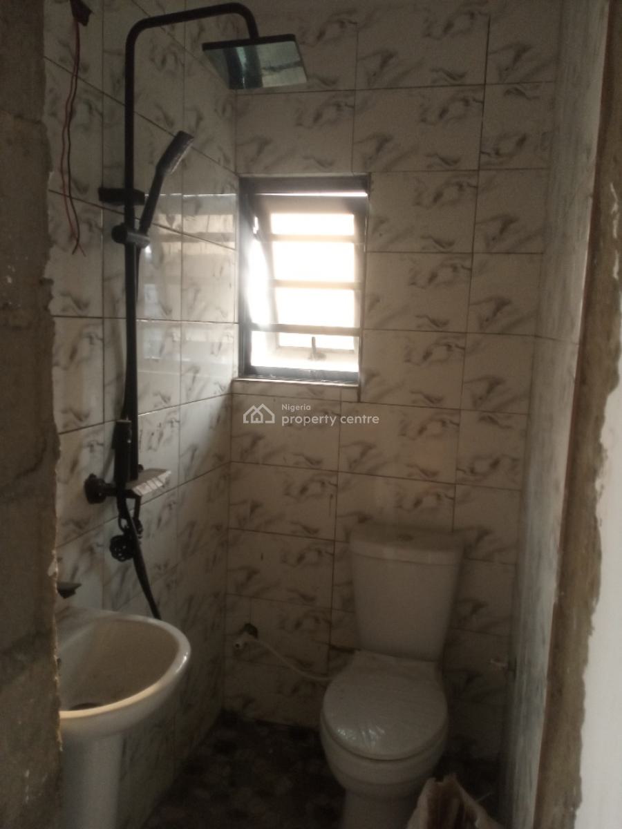 Newly Built 2 Bedroom, Hughes, Alagomeji, Yaba, Lagos, Flat / Apartment for Rent