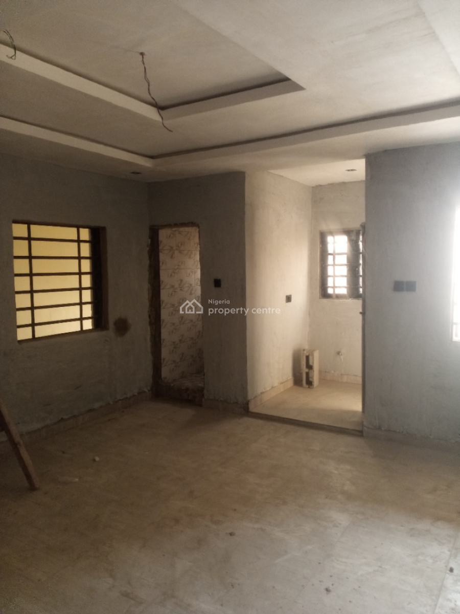 Newly Built 2 Bedroom, Hughes, Alagomeji, Yaba, Lagos, Flat / Apartment for Rent