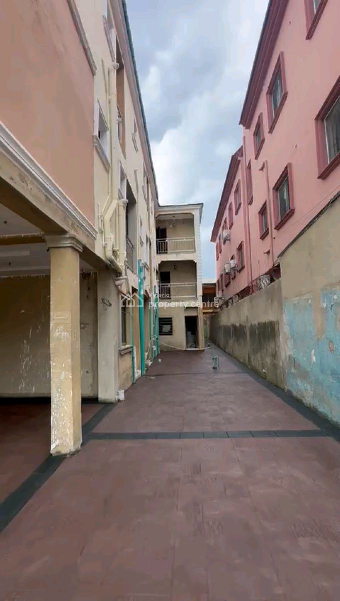 5 Nos of Tastefully Spacious Mini Upflat with 2t1b All Tilled with Ki, Sawmil, Gbagada, Lagos, Mini Flat (room and Parlour) for Rent