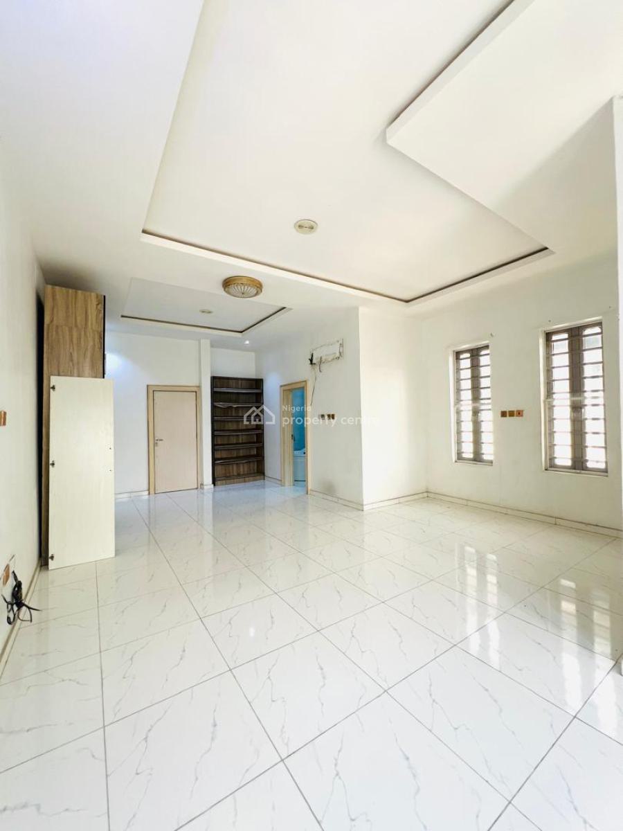 4 Bedroom Semi-detached Duplex with Bq, Chevron, Lekki, Lagos, Semi-detached Duplex for Rent