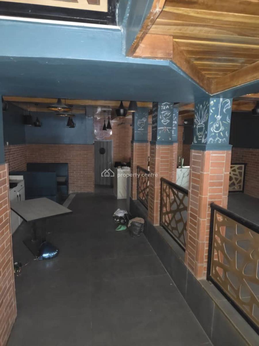 Massive Semi Detached House, Formally Used for Restaurant and Coffee, Victoria Island (vi), Lagos, Restaurant / Bar for Rent
