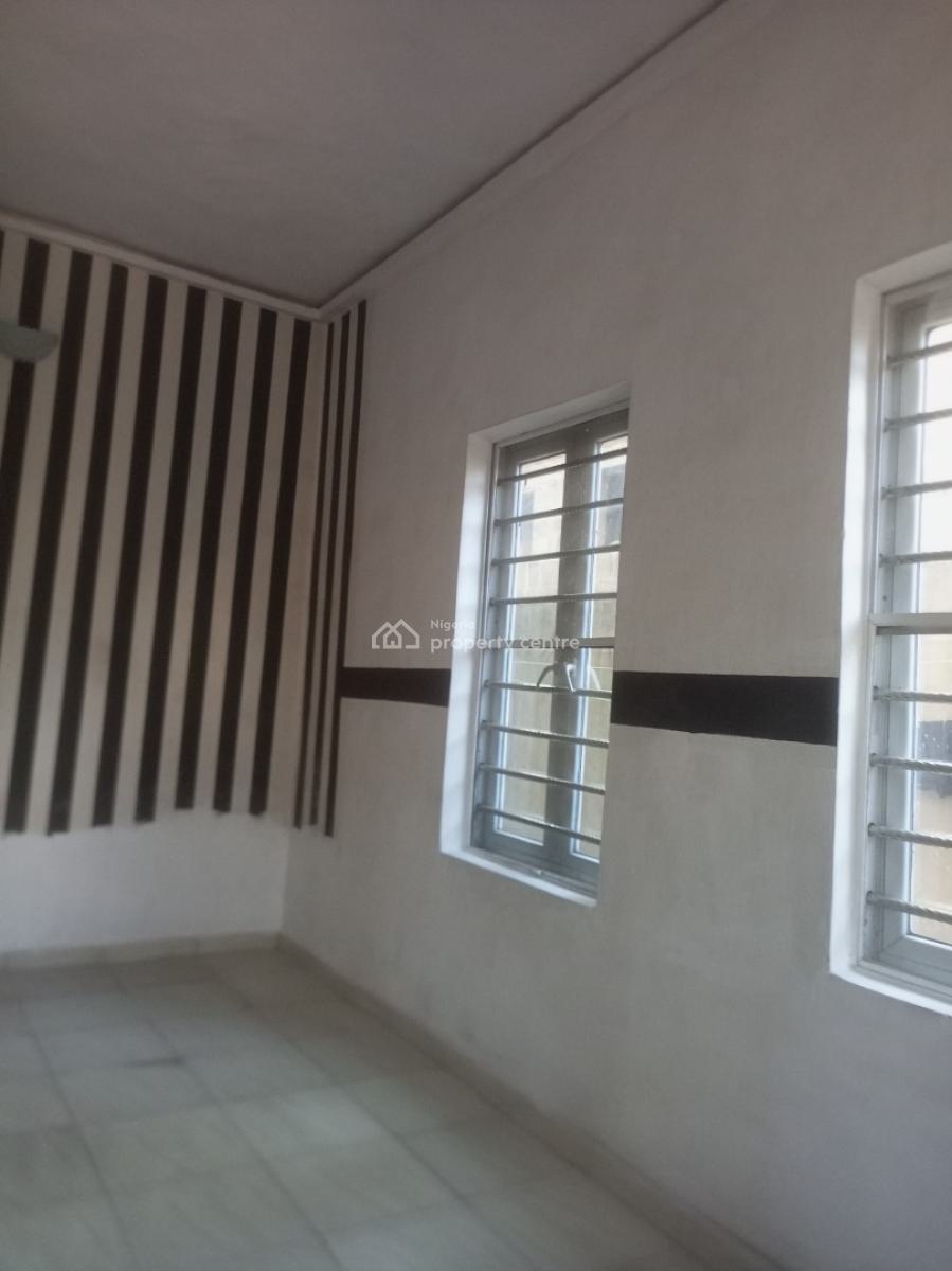 Clean Mini Flat, Bucknor Estate, Isolo, Lagos, Mini Flat (room and Parlour) for Rent