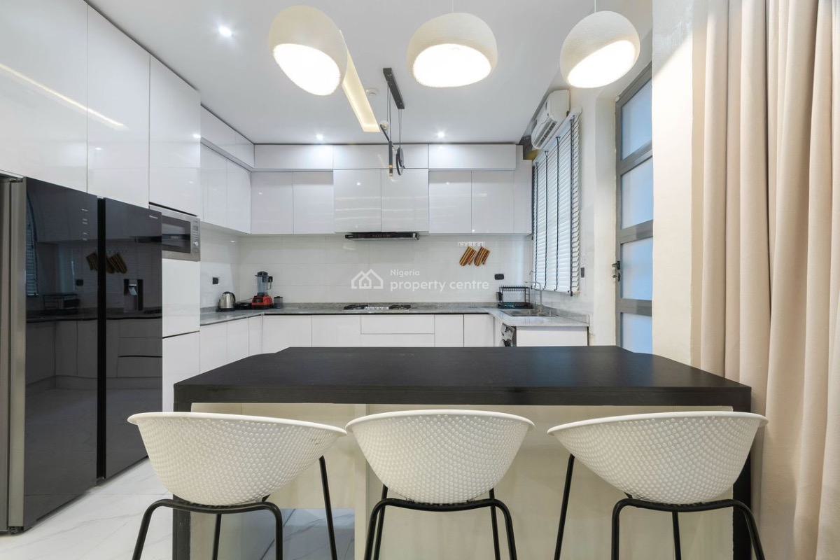 Fully Furnished 3bedroom Serviced Apartment Available, Fully Furnished 3bedroom Serviced Apartment Suitable for Investment, Lekki Phase 1, Lekki, Lagos, Flat / Apartment for Sale