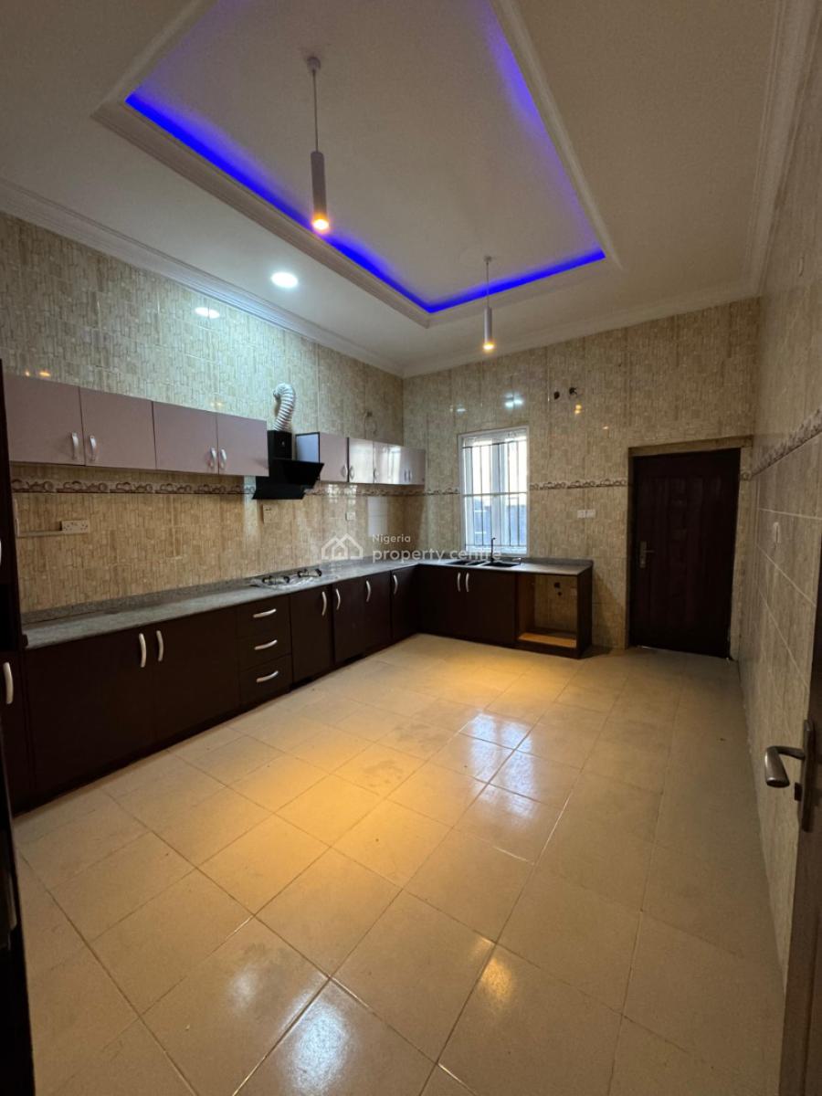 Clean 5bedroom Detached Duplex with Bq and Open Sit Out, Chevron, Lekki, Lagos, Detached Duplex for Rent
