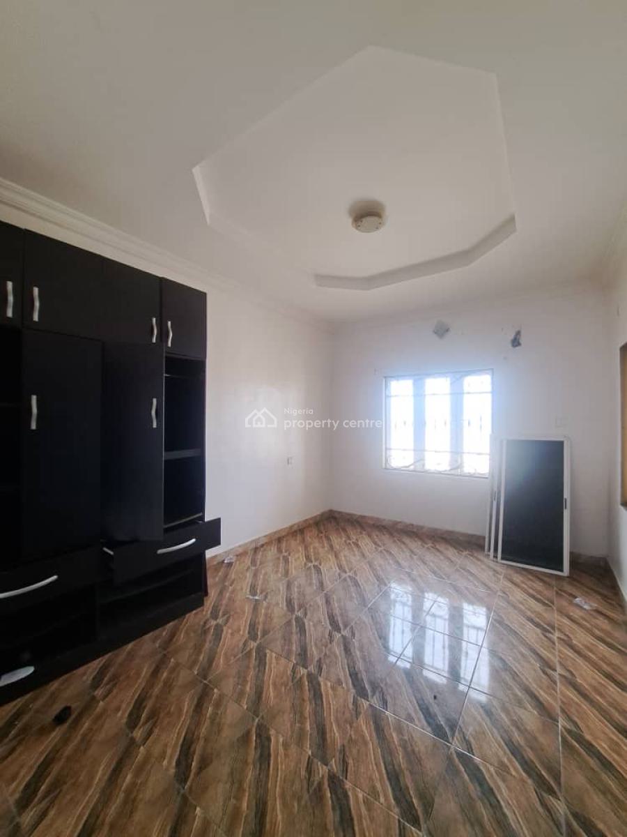 Spacious 3 Bedrooms Apartment, Off Prince Olarenwaju Elegushi Street, Lekki, Lagos, Flat / Apartment for Rent