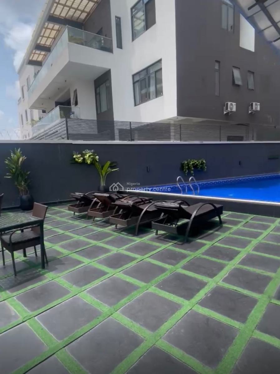 Luxury 2 Bedroom Flat in a Secured Estate, Admiralty Road, Lekki Phase 1, Lekki, Lagos, Flat / Apartment for Rent