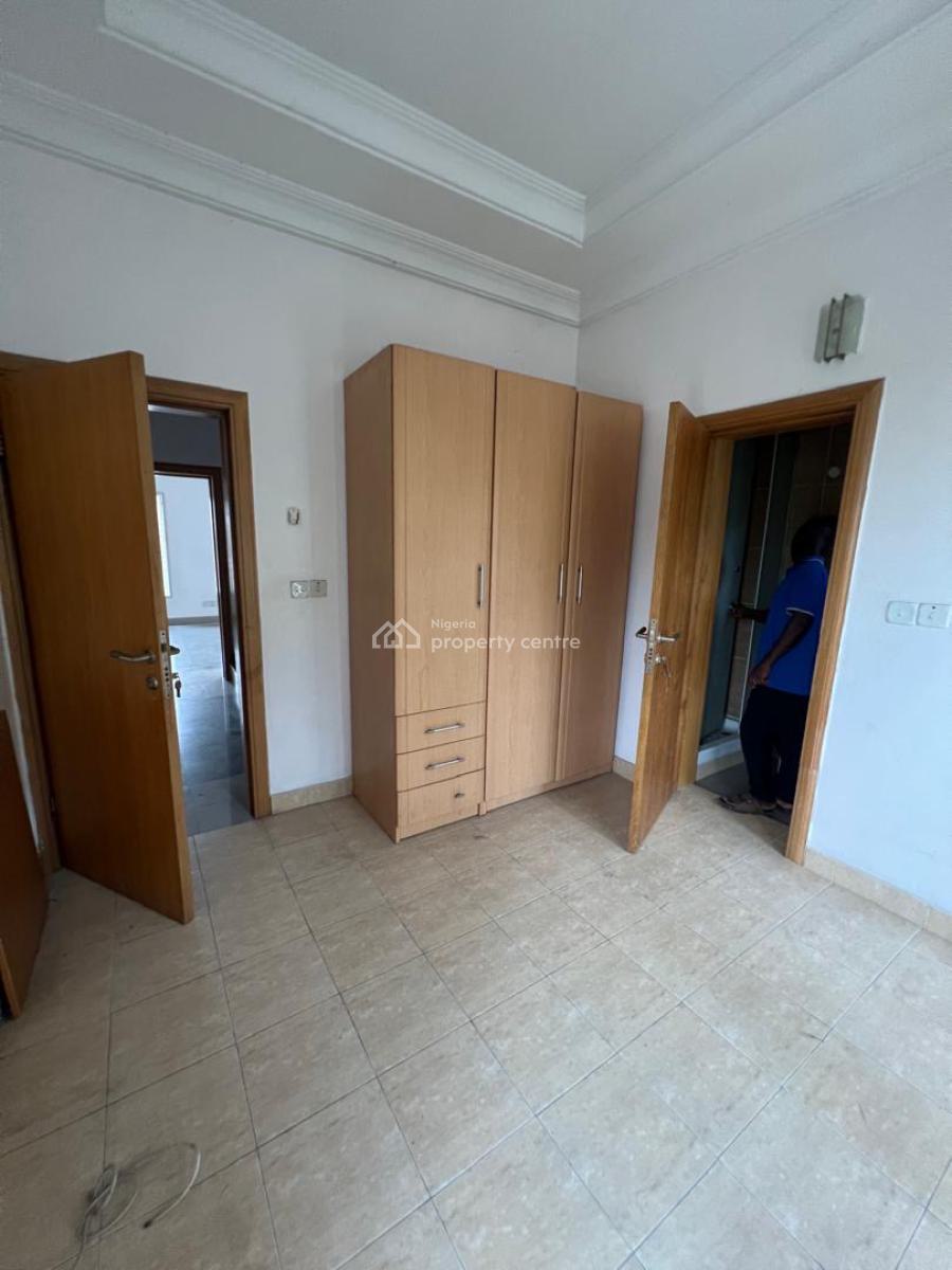 Modern and Well Maintained 4bedroom Terrace Duplex with Bq, Lekki Phase 1, Lekki, Lagos, Terraced Duplex for Rent
