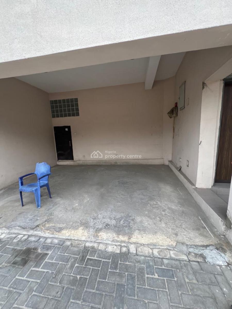 Modern and Well Maintained 4bedroom Terrace Duplex with Bq, Lekki Phase 1, Lekki, Lagos, Terraced Duplex for Rent
