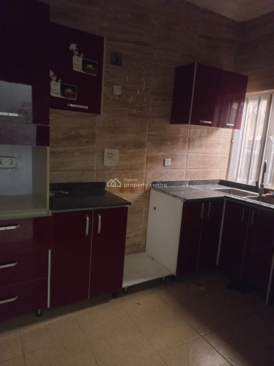 3 Bedroom Bungalow Penthouse, Abraham Adesanya Estate Ajah Lekki, Ajah, Lagos, Detached Bungalow for Rent