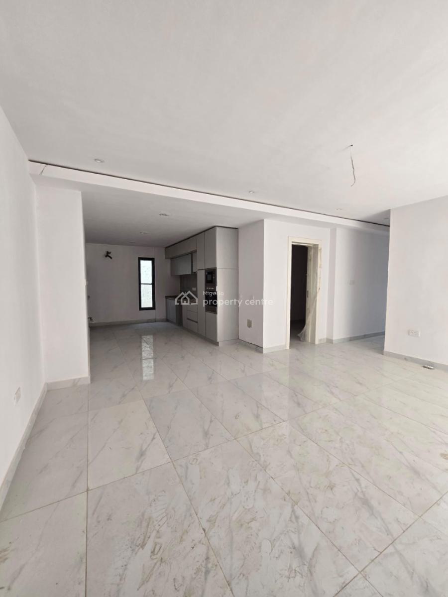 Aesthetically Pleasing 3-bedroom Apartment with Rooftop Swimming Pool, Last Available Unit, Decently Prized Apartment, Lekki Phase 1, Lekki, Lagos, Block of Flats for Sale