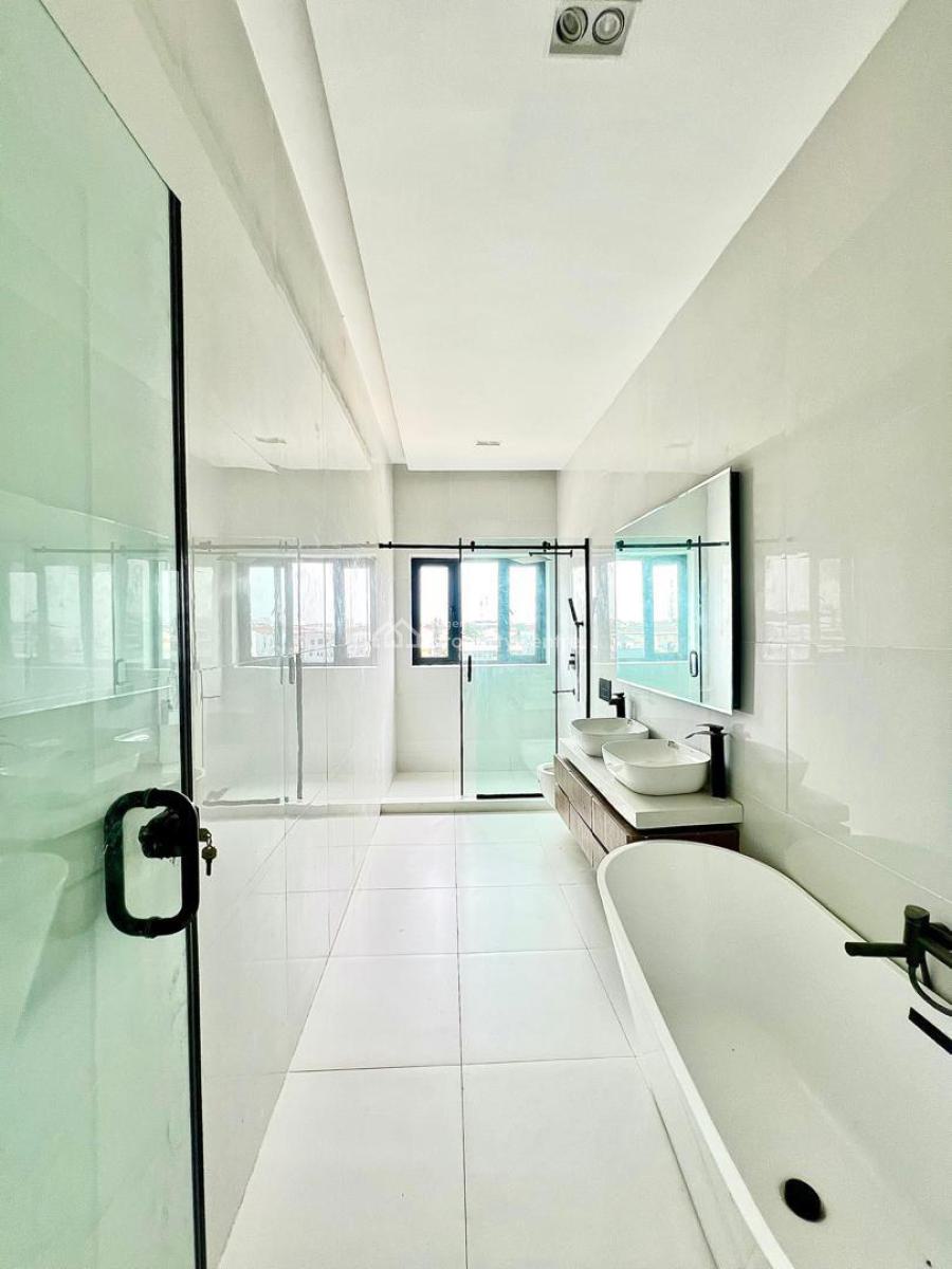 4 Bedroom Luxury Maisonette Apartment with a Bq, Lekki Phase 1, Lekki, Lagos, Flat / Apartment for Sale