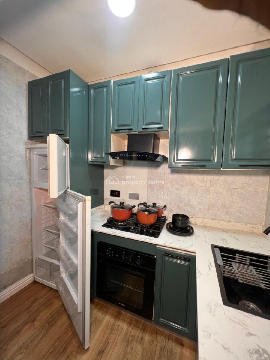 Newly Out One Room and Parlour in Banana Estate Ikoyi, Banana Island, Ikoyi, Lagos, Flat / Apartment for Rent