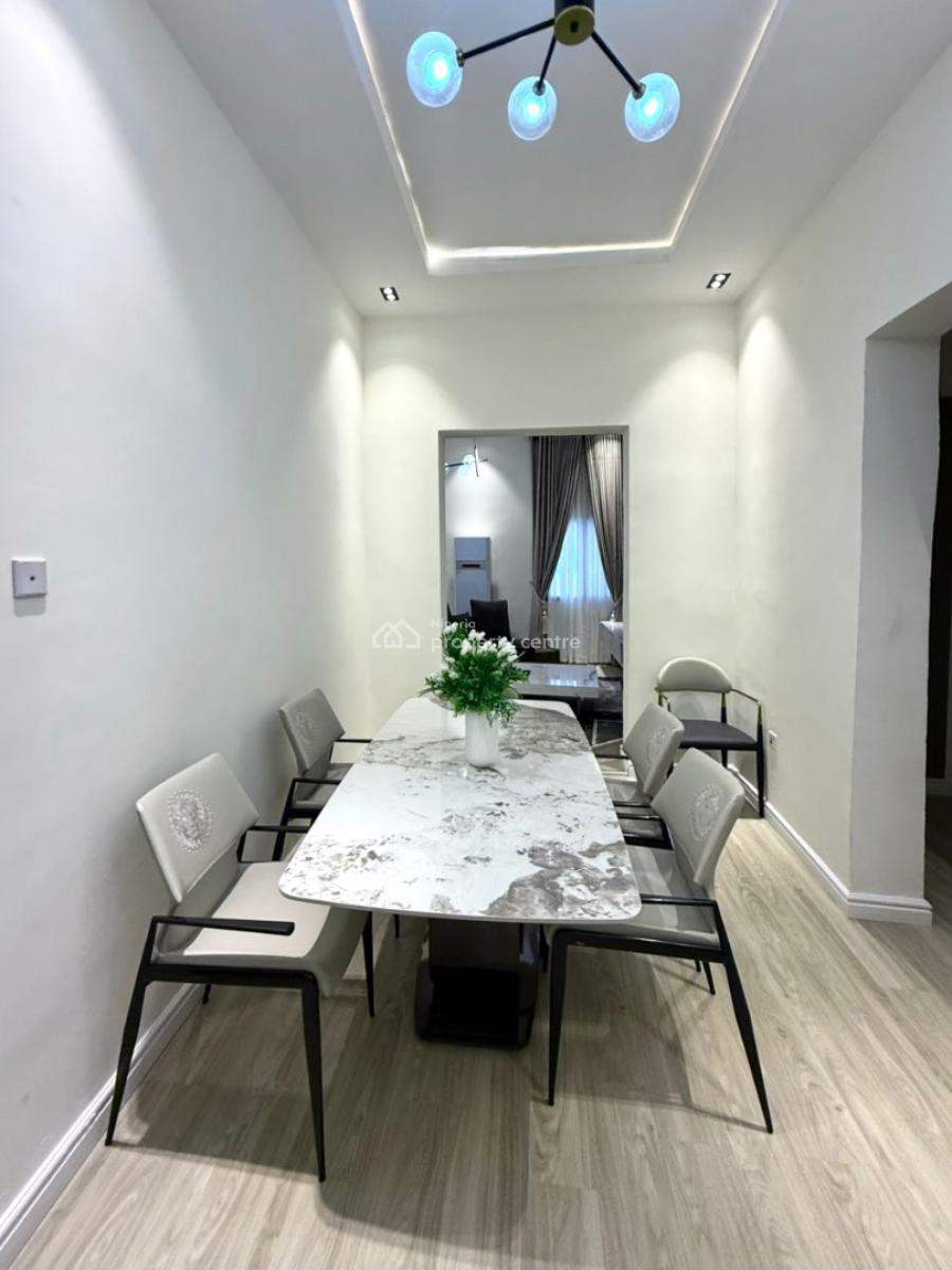 Beautiful Two Bedrooms Apartment, Maitama District, Abuja, Flat / Apartment Short Let