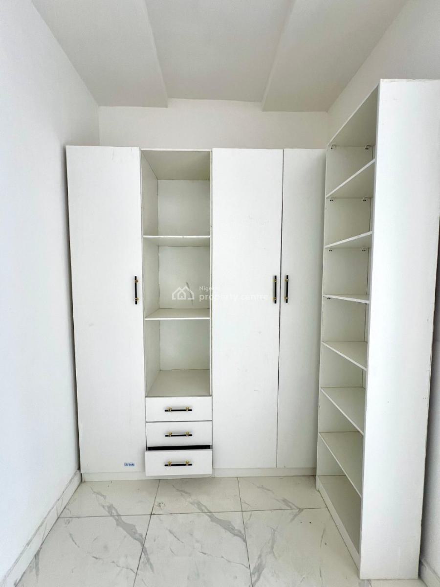 Spacious & Luxury 3 Bedroom Terrace Duplex in a Secure Neighbourhood, Ikota, Lekki, Lagos, Terraced Duplex for Sale