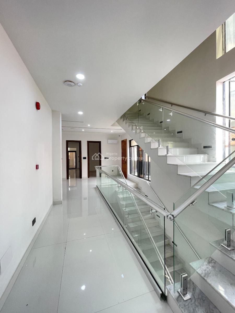 Exotic 5 Bedroom Fully Detached Duplex with Bq, Lekki Phase 1, Lekki, Lagos, Detached Duplex for Sale
