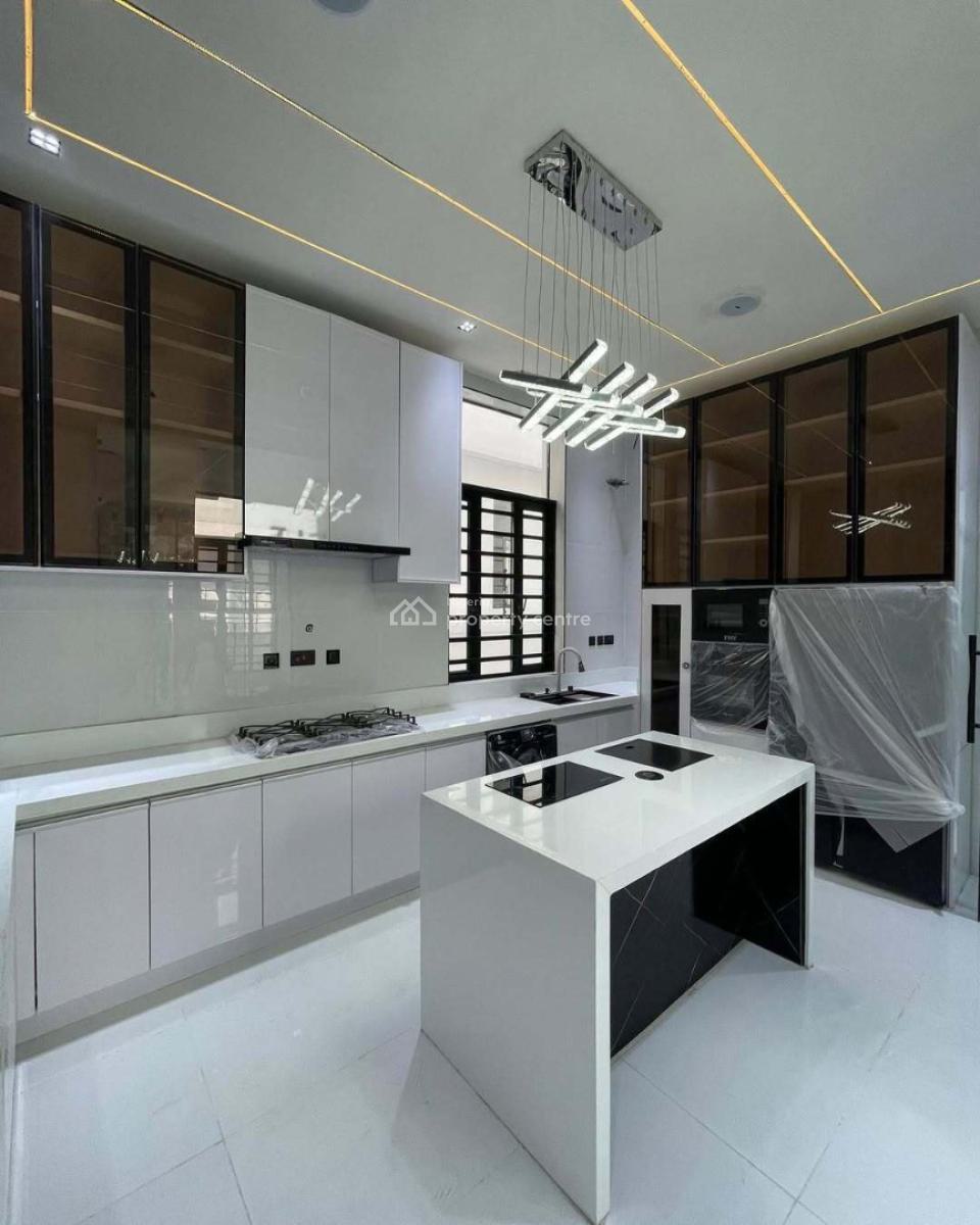 5 Bedrooms Fully Detached Duplex, Chevron, Lekki, Lagos, Detached Duplex for Sale
