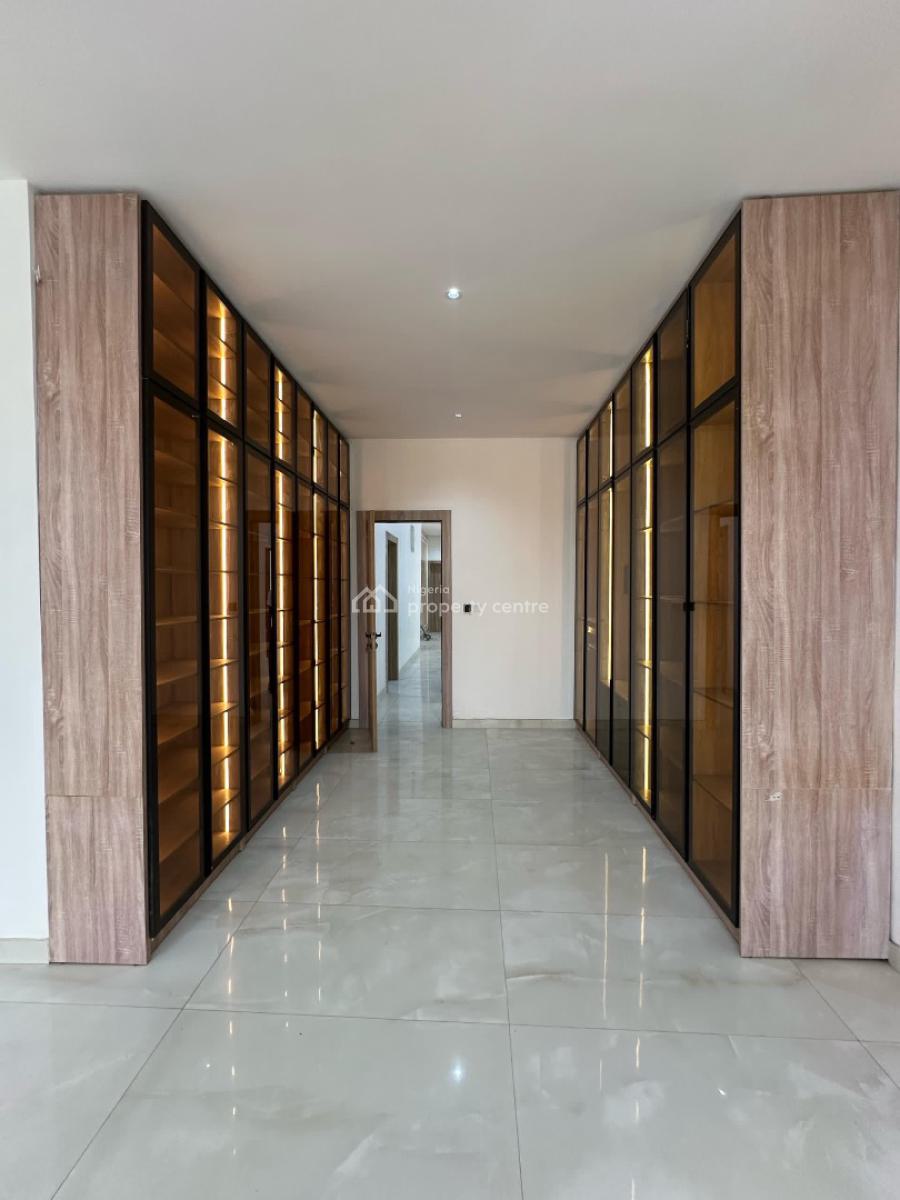 Very Spacious, Well Ventilated 2 Bedrooms Luxury Apartment, Lekki Phase 1, Lekki, Lagos, Self Contain (single Rooms) for Sale