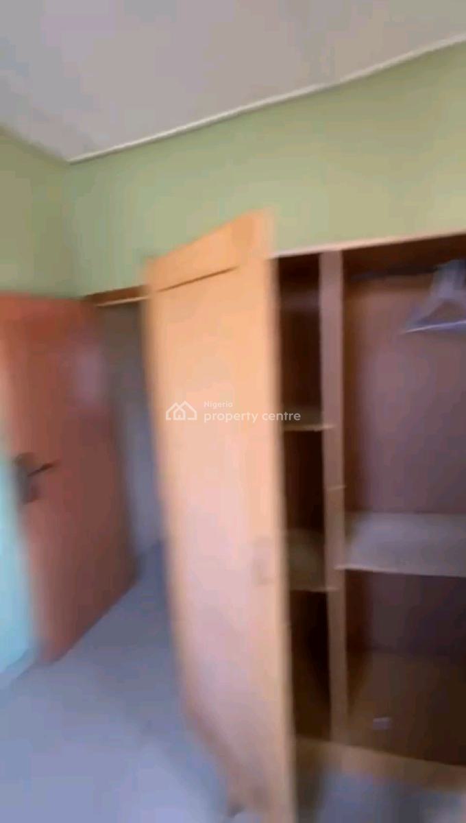 a Decent and Standard 2 Bedroom Apartment, Upstairs, Off, Bode Thomas, Surulere, Lagos, Flat / Apartment for Rent