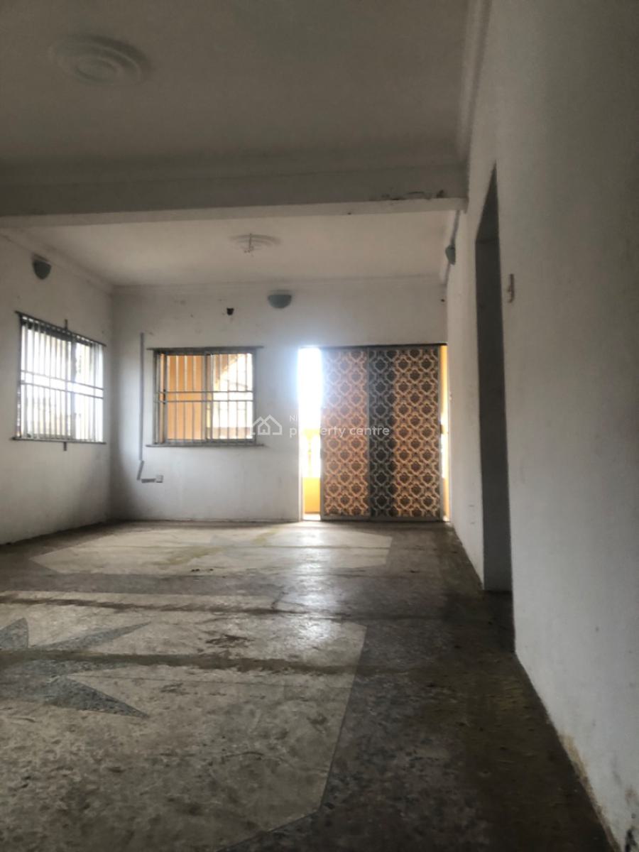 Spacious Mini Flat for Commercial Use, Off Toyin, Ikeja, Lagos, Commercial Property for Rent
