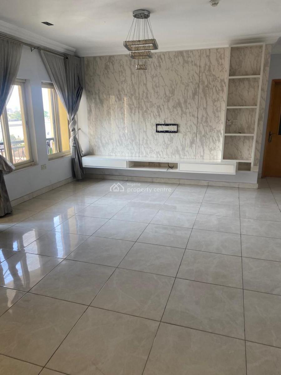 Luxury 3 Bedroom Penthouse, Off Admiralty Way, Lekki, Lagos, Flat / Apartment for Rent