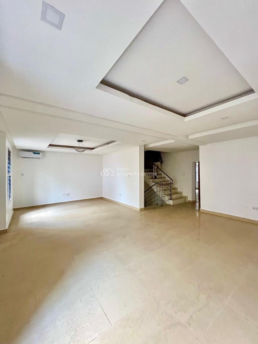 Self Compound 4 Bedroom Terrace with 2 Rooms Bq, Ideal for C/r, Lekki Phase 1, Lekki, Lagos, Commercial Property for Rent