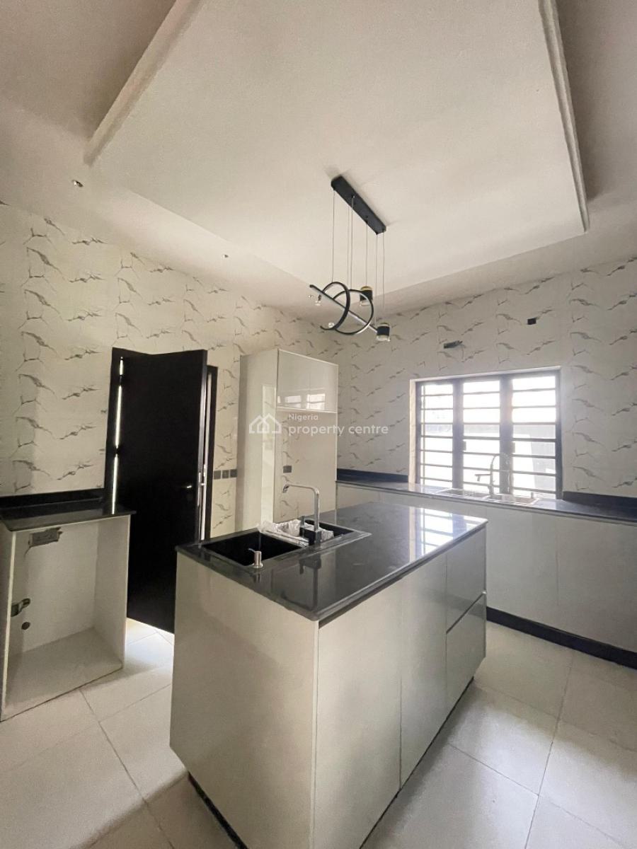 Elegantly Built 4 Bedroom Fully Detached Duplex with a Room Bq, Chevron, Lekki, Lagos, Detached Duplex for Sale