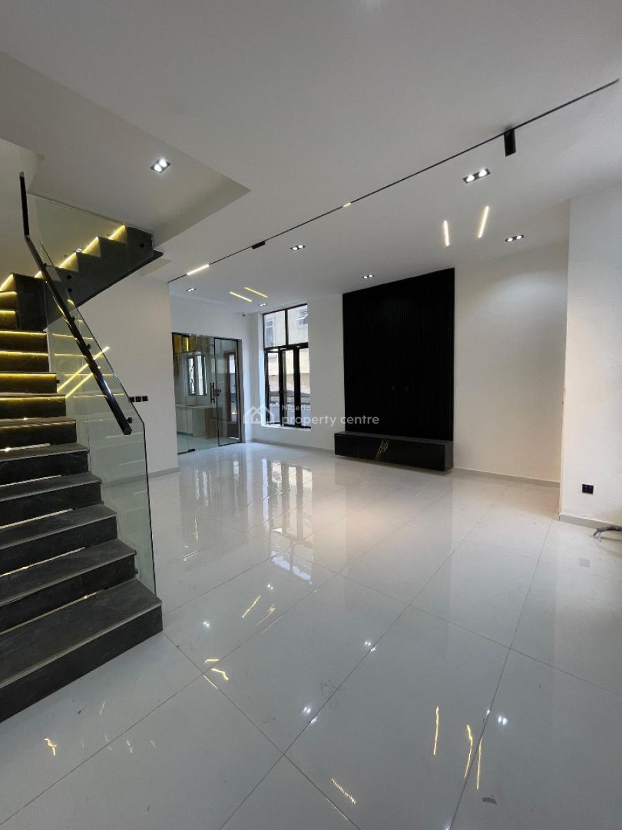 4 Bedroom Fully Detached Duplex with Bq, Ikota, Lekki, Lagos, Detached Duplex for Sale