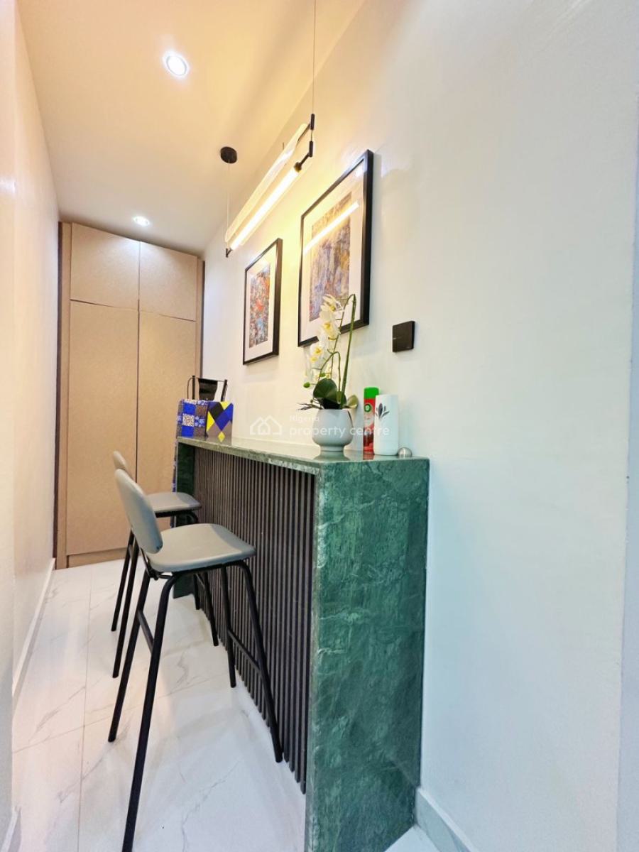 Two (2) Bedrooms, Off Nicon Town, Ikate, Lekki, Lagos, Flat / Apartment Short Let