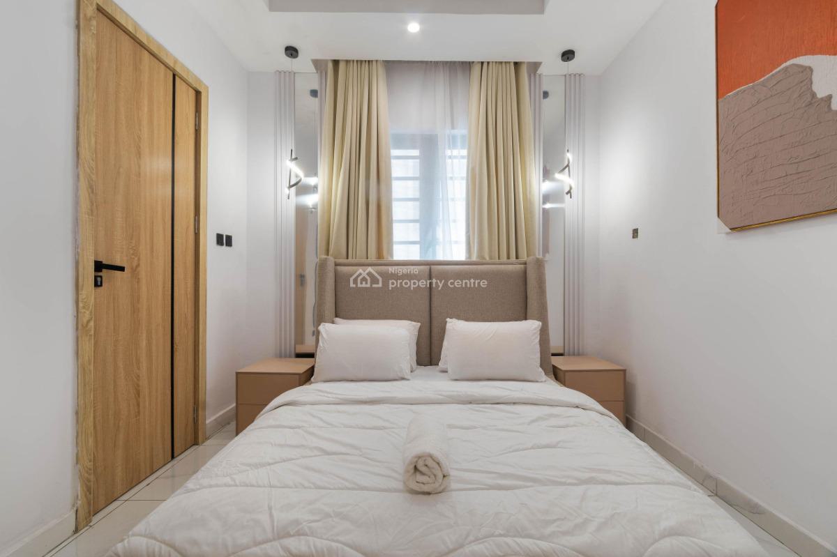 Stunning and Colorful 1 Bedroom Flat, Saka, Ologolo, Lekki, Lagos, Mini Flat (room and Parlour) Short Let