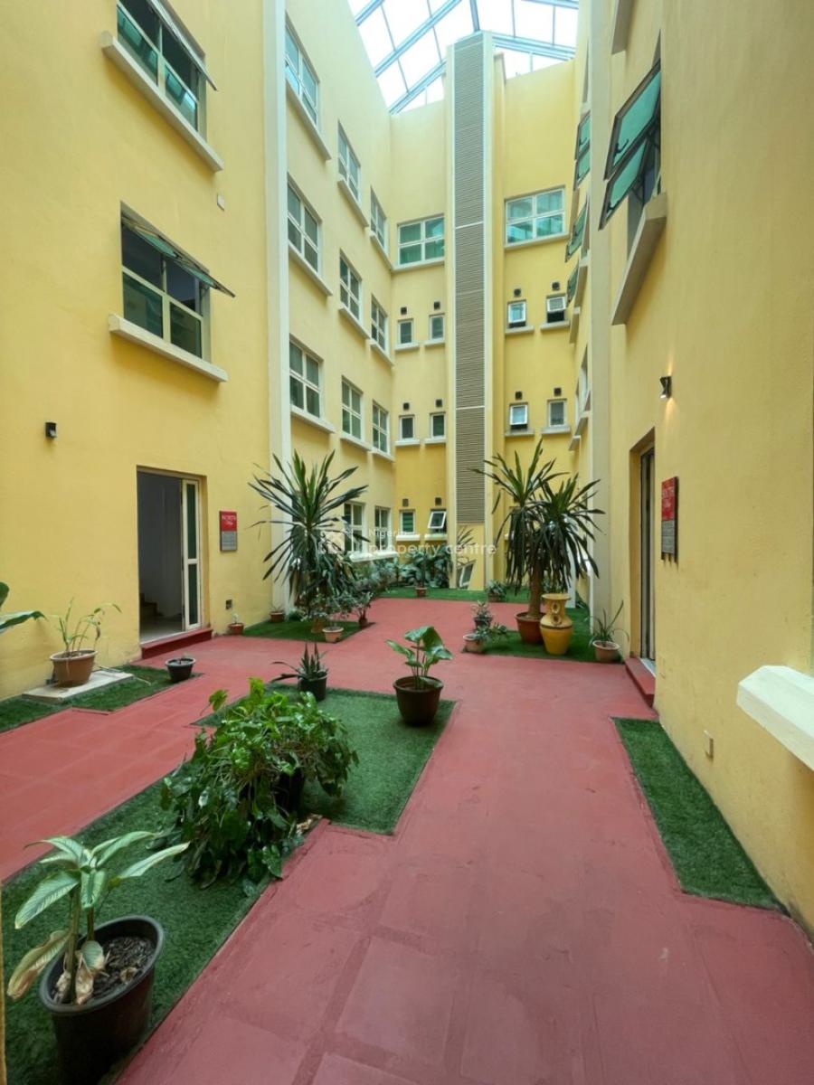 Commercial Property Block of Flat, Oniru, Victoria Island (vi), Lagos, Hotel / Guest House for Sale