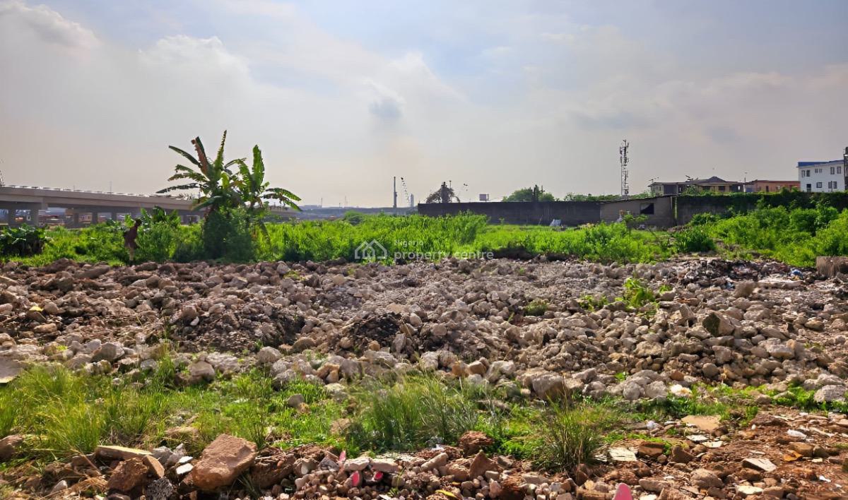 300 Sq M Land in a Serene Location with Registered Deed of Conveyance, Maryland, Lagos, Residential Land for Sale