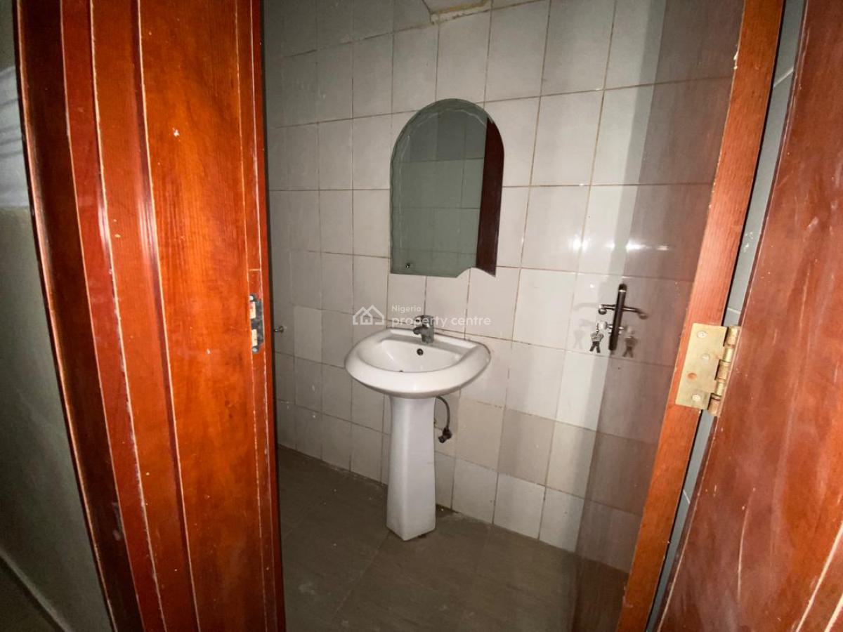 Tastefully Renovated 3 Bedroom Terrace Duplex, Wuye, Abuja, Terraced Duplex for Rent