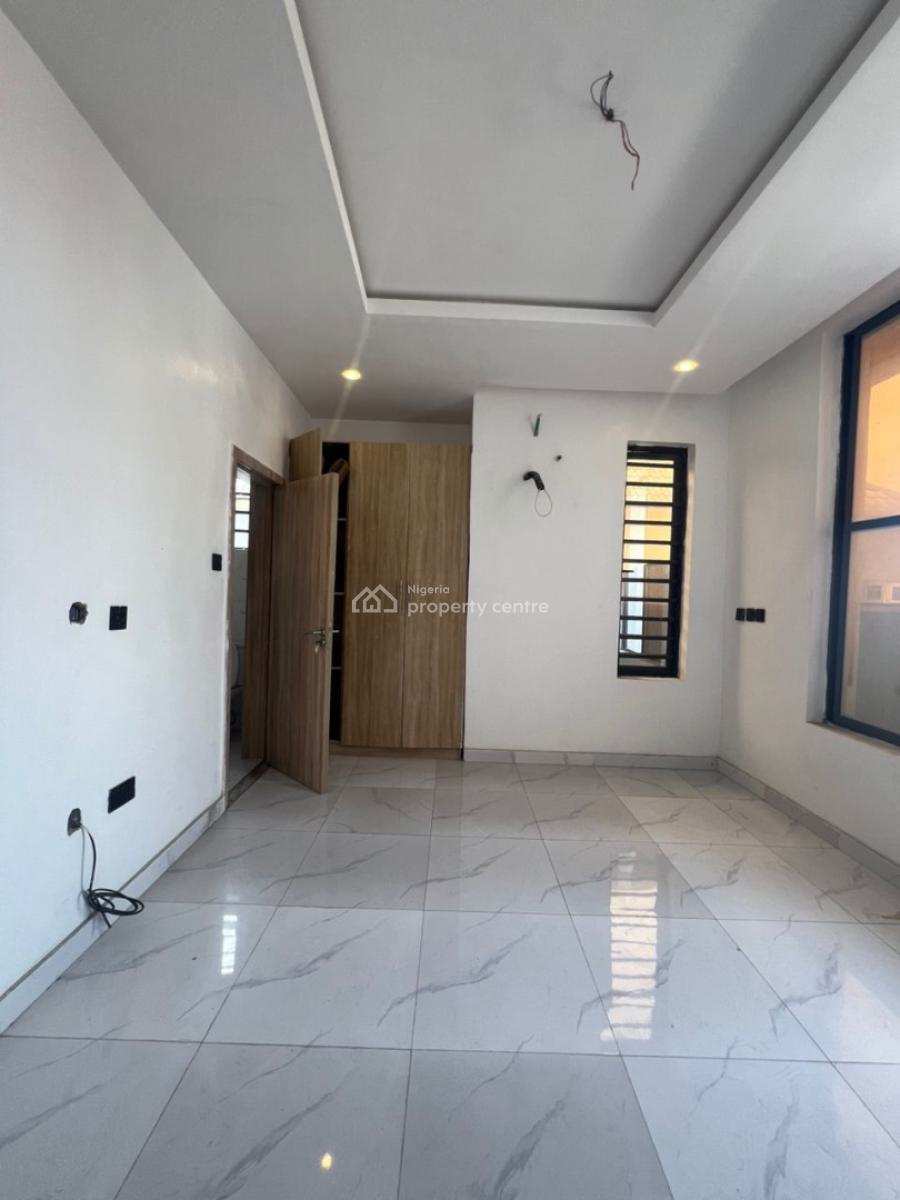 2 Bedroom Apartment with Swimming Pool, Ikate, Lekki, Lagos, Flat / Apartment for Rent