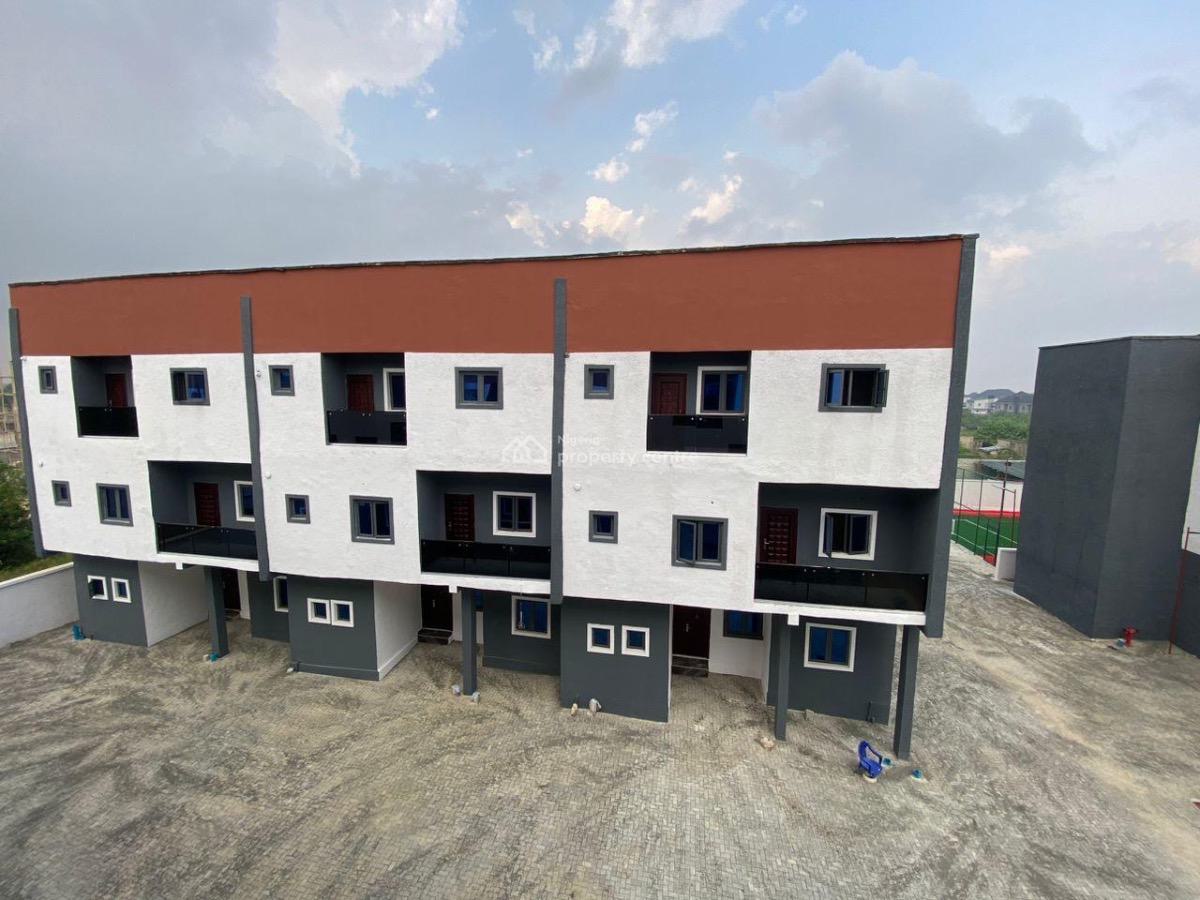 Prime Location! Newly Built and Completed, Shoprite Mall and Within 3 Minutes Drive Off Lekki-epe Expressway., Sangotedo, Ajah, Lagos, Hotel / Guest House for Sale