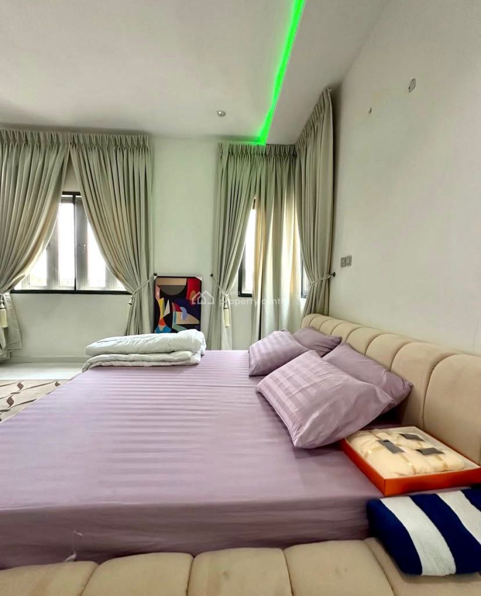 Fully Furnished 3 Bedroom Apartment, Admiralty, Lekki Phase 1, Lekki, Lagos, Flat / Apartment for Rent