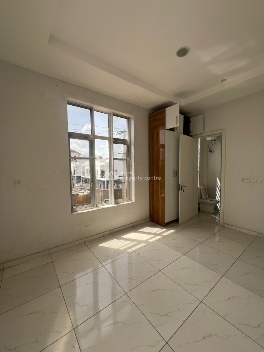 Fully Serviced 2 Bedroom Apartment, Ologolo, Lekki, Lagos, Flat / Apartment for Rent