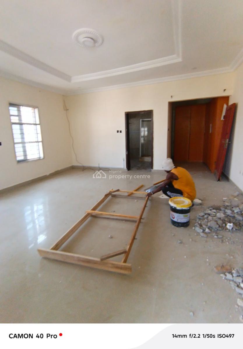 Clean Master Bedroom in Ikota, Behind Mega Chicken, Ikota, Lekki, Lagos, Self Contain (single Rooms) for Rent