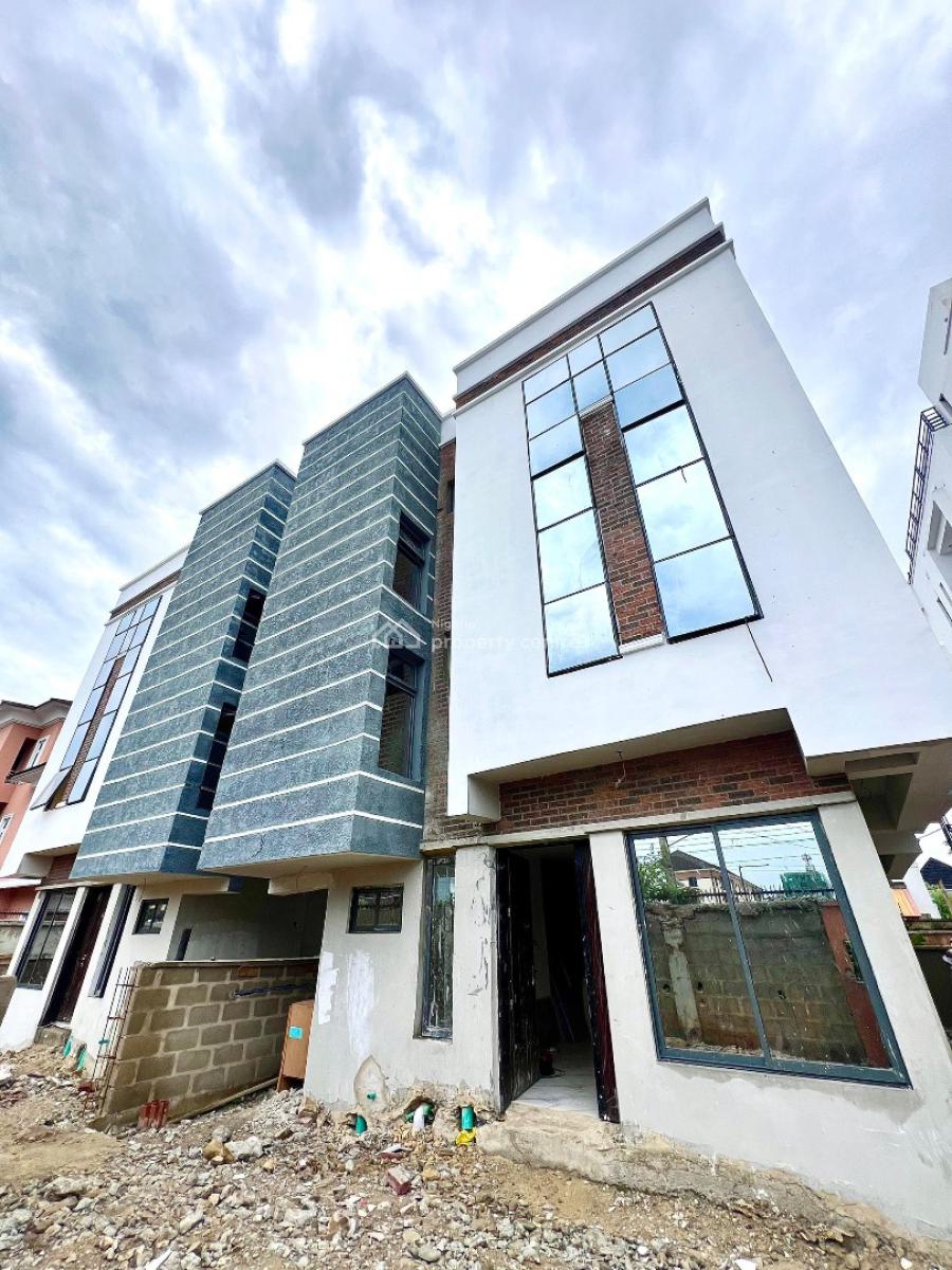Luxury 4 Bedrooms Semi Detached Duplex, Lekki Phase 1, Lekki, Lagos, Semi-detached Duplex for Sale
