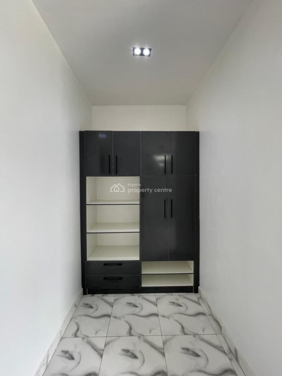 Luxury 4 Bedroom Terrace Duplex Within an Estate, Ikota, Lekki, Lagos, Terraced Duplex for Sale