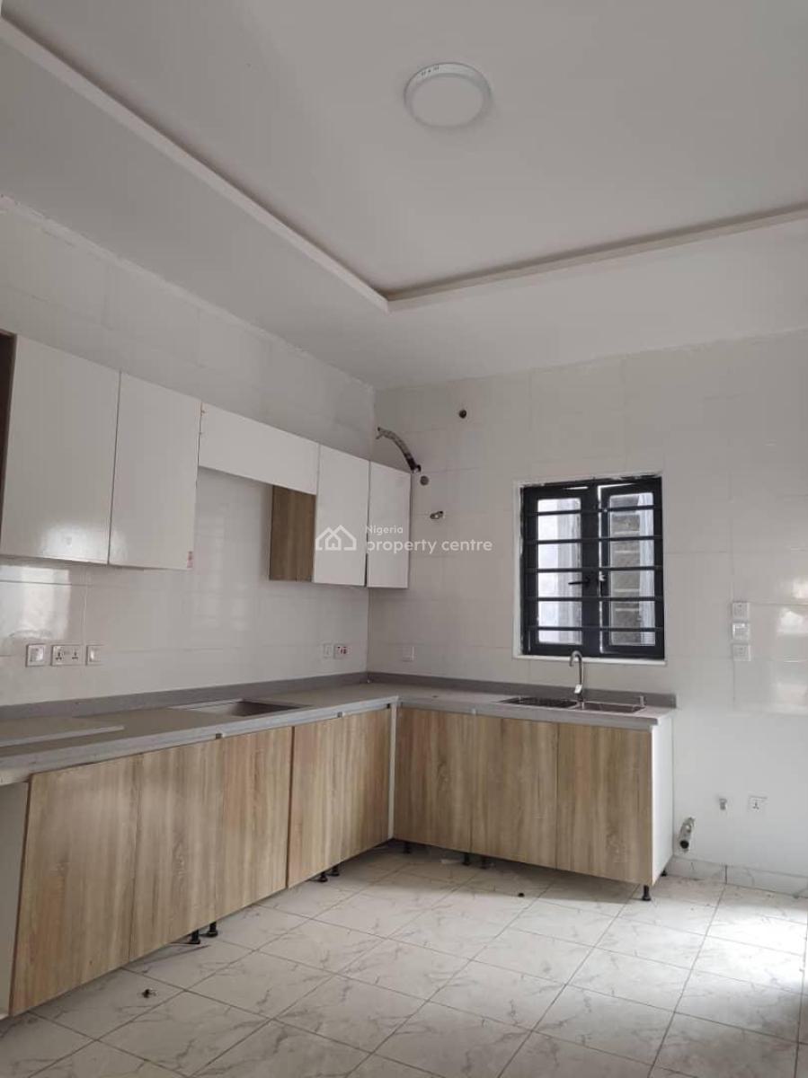 2 Bedroom Flat, Harris Drive, Vgc, Lekki, Lagos, Block of Flats for Sale