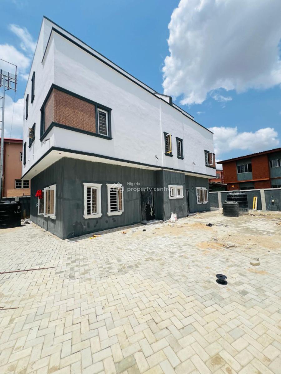 Exquisitely Built 4 Bedroom Semi Detached Duplex with Bq, Anthony, Maryland, Lagos, Semi-detached Duplex for Sale