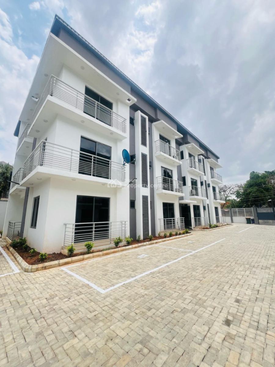 Aesthetically Pleasing 3 Bedroom Apartment with a Room Bq, Maryland, Lagos, Flat / Apartment for Sale