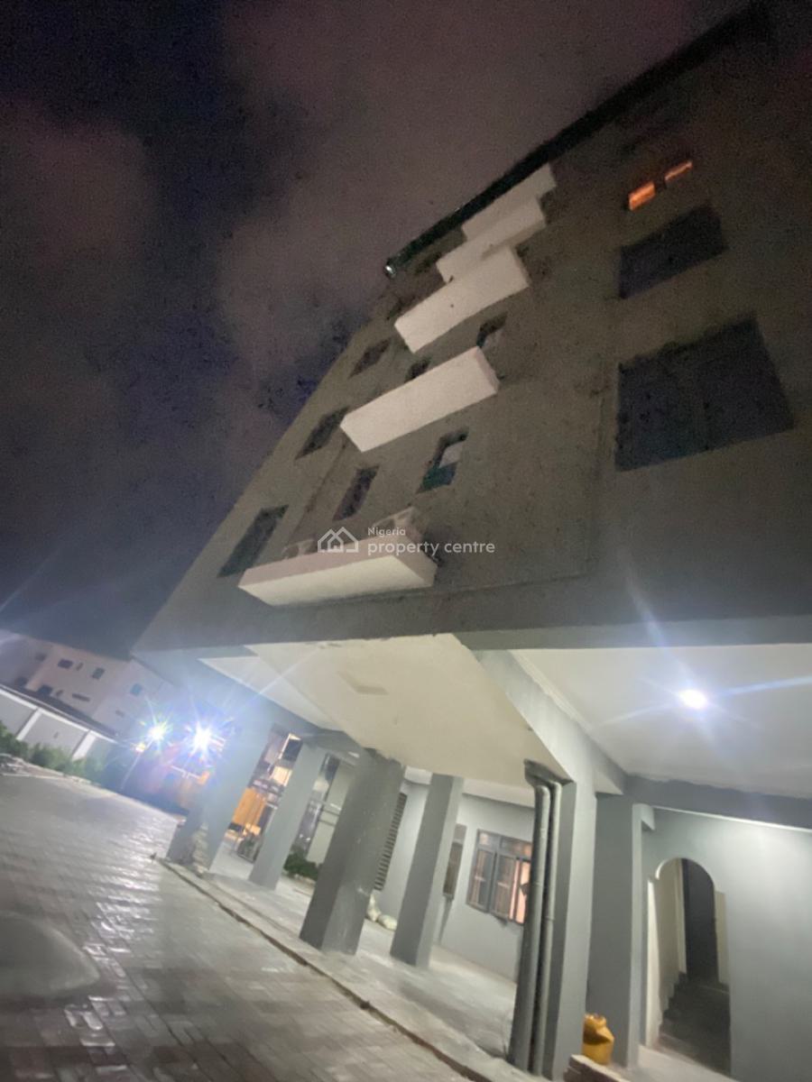 1 Bedroom Apartment, Admiralty Road, Lekki Phase 1, Lekki, Lagos, Mini Flat (room and Parlour) for Rent