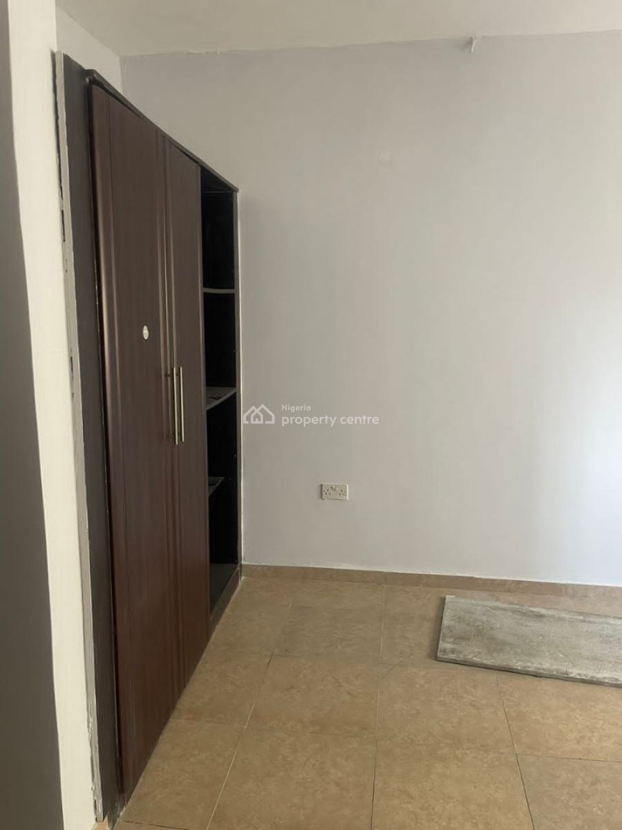 Luxury Serviced 3 Bedroom Apartment in a Prestigious Estate, Primewater Gardens, Off Freedom Way, Lekki Phase 1, Lekki, Lagos, Flat / Apartment for Sale