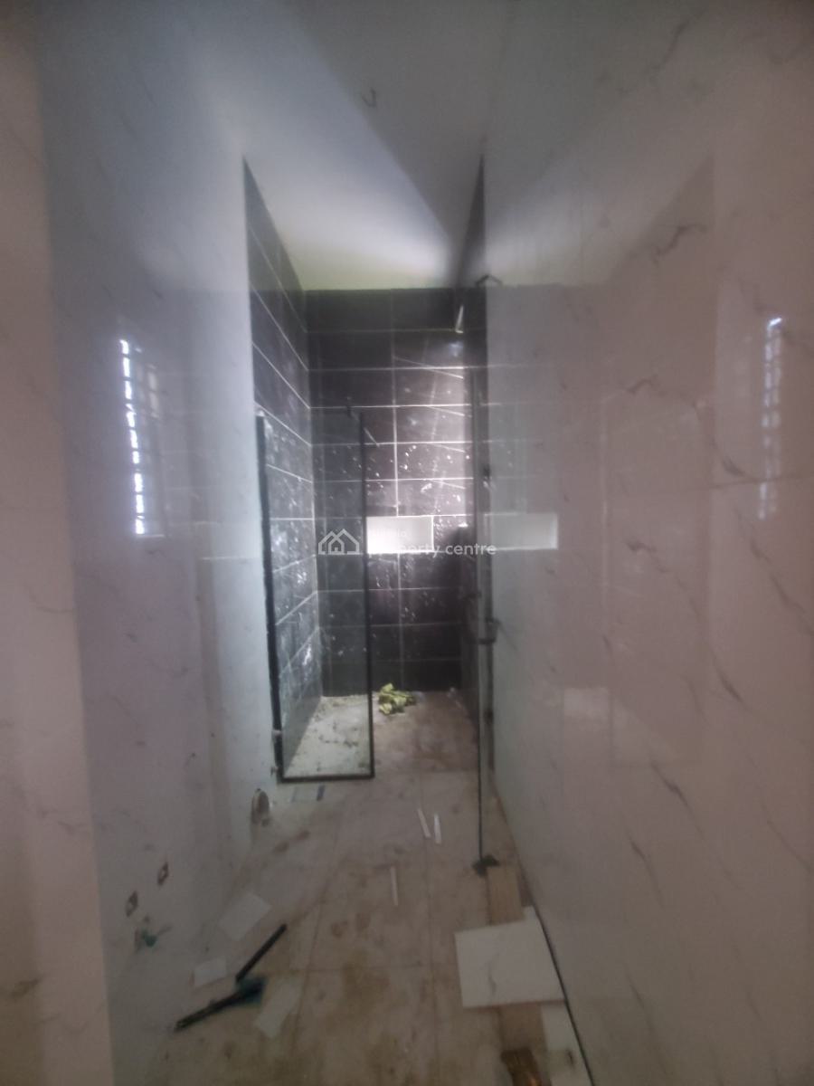 Decently Built 2 Bedroom Apartment in a Secured Estate, Ologolo, Lekki, Lagos, Flat / Apartment for Sale